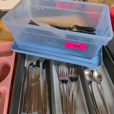 Sale Photo Thumbnail #394