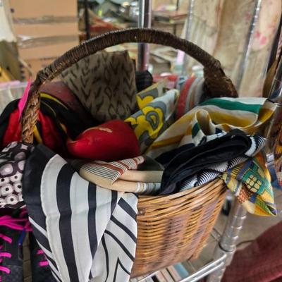 Sale Photo Thumbnail #305