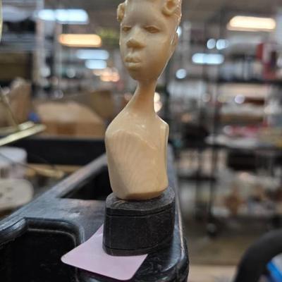 Sale Photo Thumbnail #411