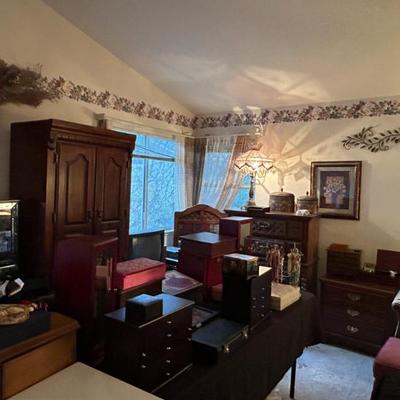 Sale Photo Thumbnail #45