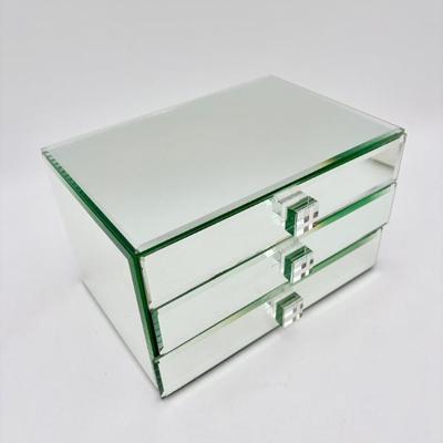 Mirrored Mystery Box #2 - What's Inside?