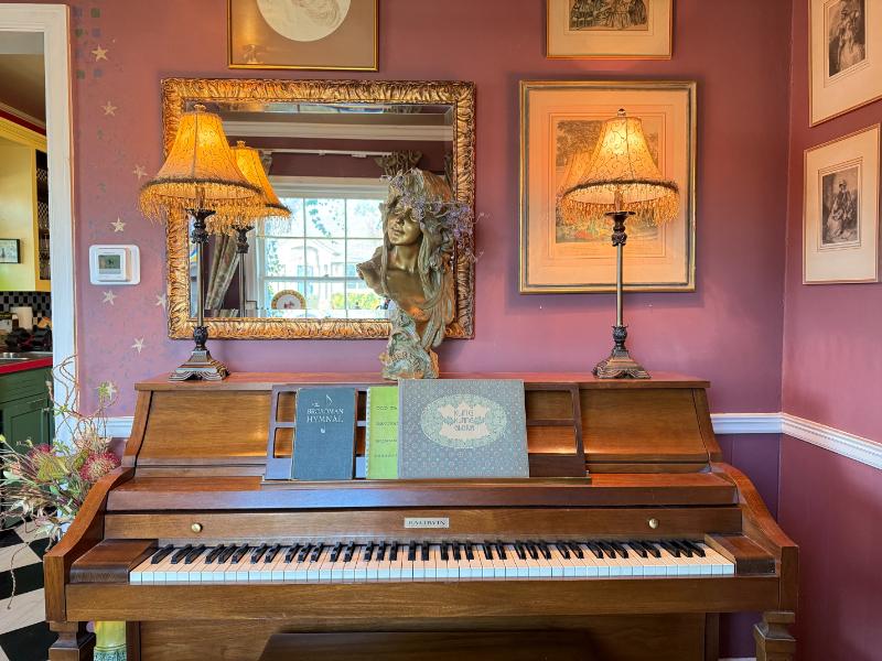 Sale Photo Thumbnail #15