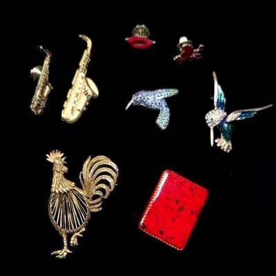(8) Fashion Pins