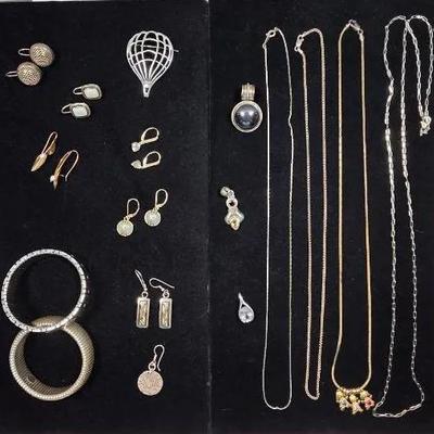 Sterling Silver and Gold Jewelry Pieces 