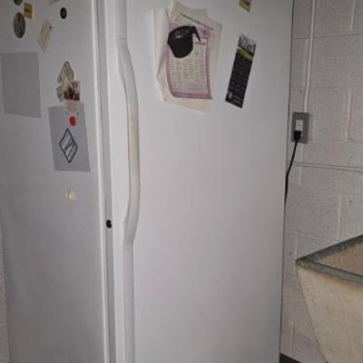 Sale Photo Thumbnail #23: Freezer