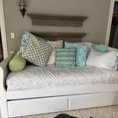 Sale Photo Thumbnail #21