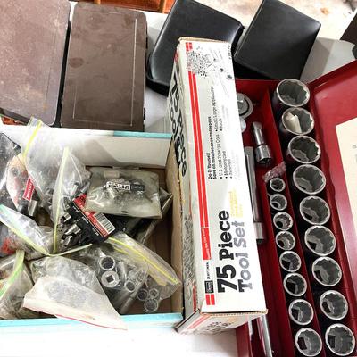 Sale Photo Thumbnail #379