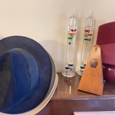 Sale Photo Thumbnail #536