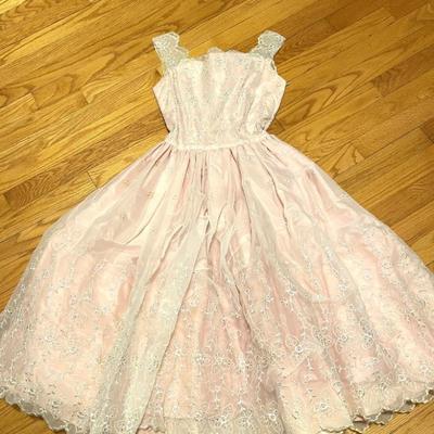 Sale Photo Thumbnail #581