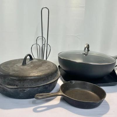 Cast Iron & Nonstick Cookware + Metal Paper Towel Holder