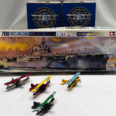 Vintage Model Kit & Die-Cast Biplane Collector's Set
