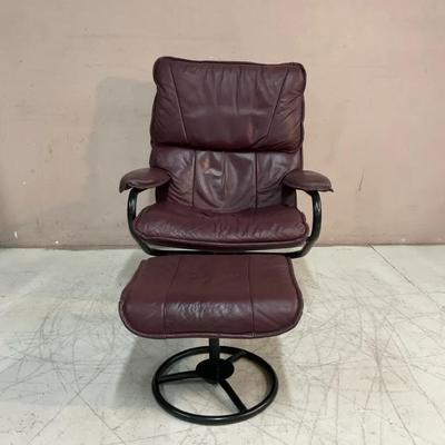 Palliser Burgundy Leather Swivel Recliner W/ Footrest 