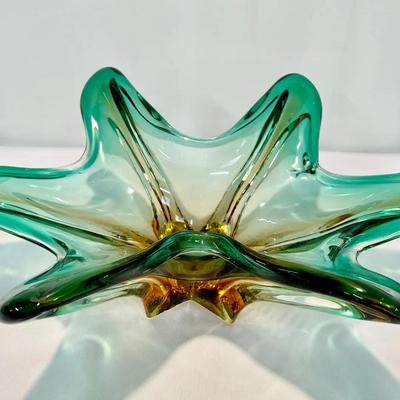 Mid-Century Murano Sommerso Art Glass Bowl – Green & Amber Starfish Form