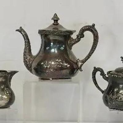 Vintage Silver PlateTea Pot w Cream & Sugar