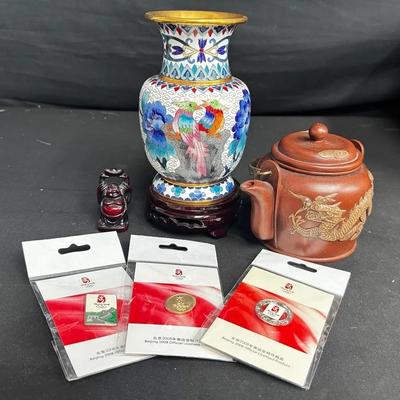 Yixing zisha clay teapot & Chinese cloisonné vase