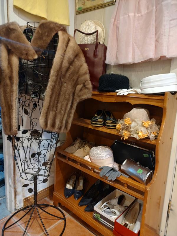 Sale Photo Thumbnail #12