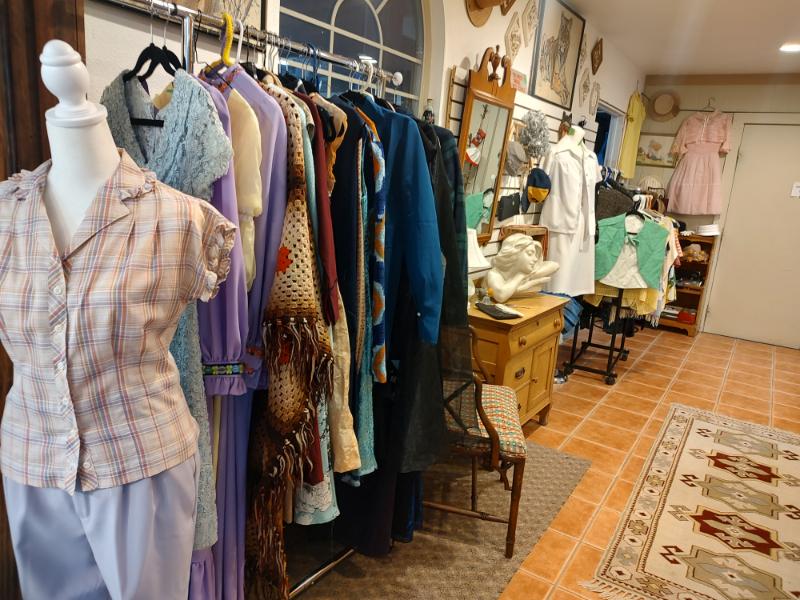 Sale Photo Thumbnail #13