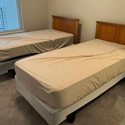 Twin Beds (Mattresses Included)