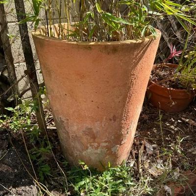 Tall Clay Pot With Bamboo