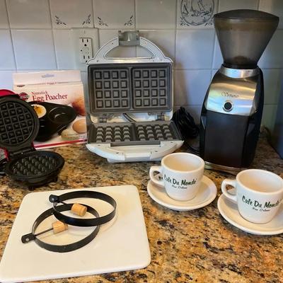 Time For Breakfast With Virtuoso Coffee Bean Grinder And Phillips Wafflemaker