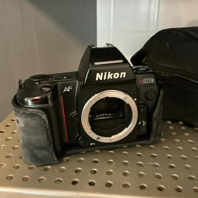 Nikon AF N8008s Camera