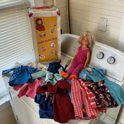 1971 Chrissy Doll With Trunk & Cutie Clothes