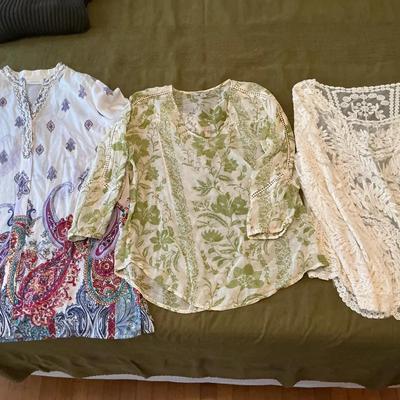 Vintage Chicos, Lucky Brand And Banana Women’s Tops