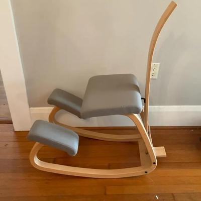 Varier Ergonomic Kneeling Chair