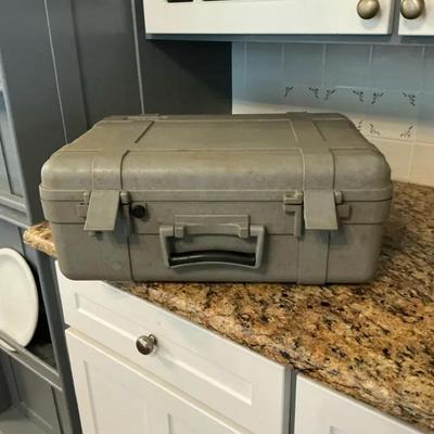 Tundra Underwater Kinetics Model 718 Camera Case