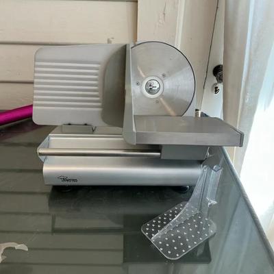 Savourex Pro Line Meat Slicer Model 8088