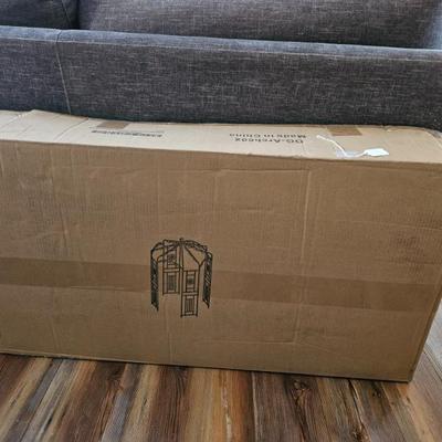 Sale Photo Thumbnail #44: New In Box Metal Garden Decor