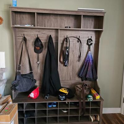 Sale Photo Thumbnail #61: Hall Tree with Cubbies