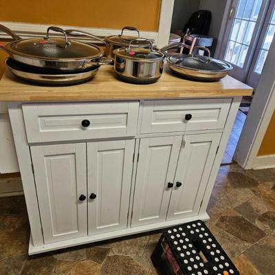 Sale Photo Thumbnail #31: Kitchen /Island Cabinet