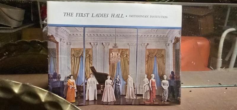 Sale Photo Thumbnail #196