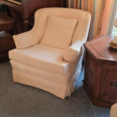 Sale Photo Thumbnail #123