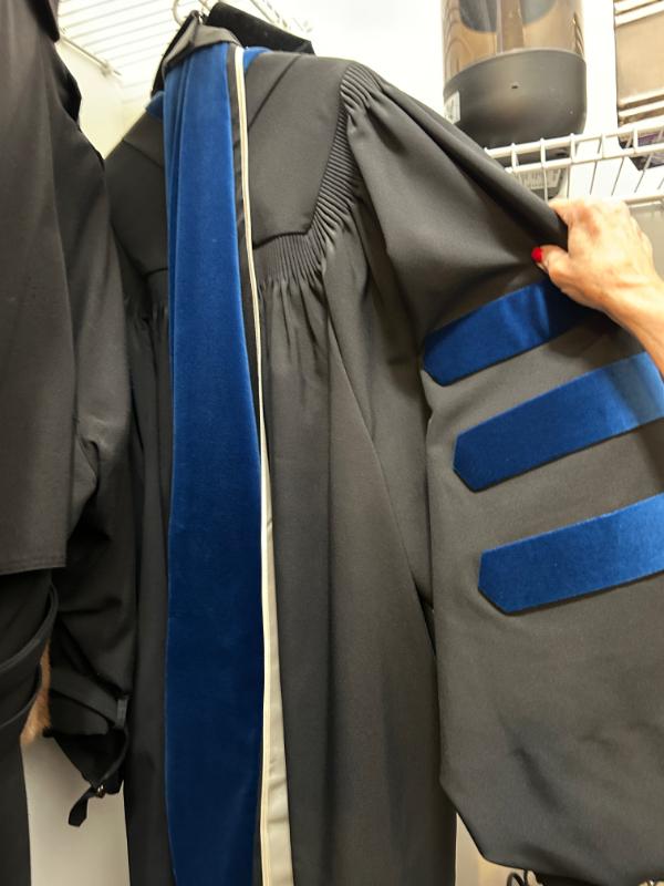 Sale Photo Thumbnail #24