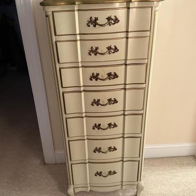 Sale Photo Thumbnail #154