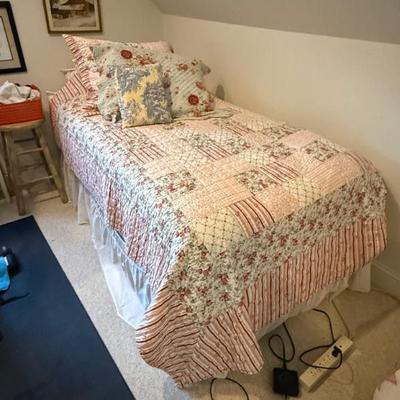 Sale Photo Thumbnail #101