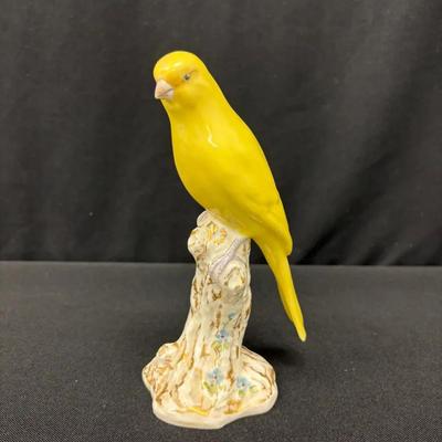 Royal Worchester Bone China- Yellow Bullfinch On A Stump With Gold Accents #2665 #2