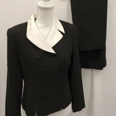 Kasper ASL Petite Skirt Suit Size 4