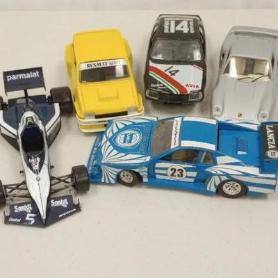 Burago 1/24 Scale Model Cars (5)