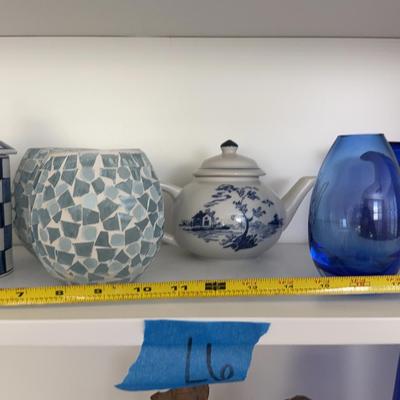 Six Pieces Of Blue And White Various Decor