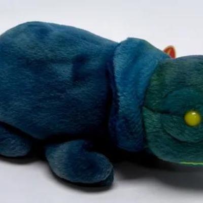 Rare 1998 "Ty Beanie Baby" Rainbow Chameleon - Unique Blue Color Variant from Factory Mix-Up