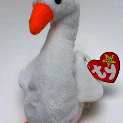Rare 1996 Gracie the Swan "Ty Beanie Baby" Retired Collectible