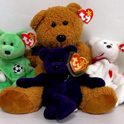 Bundle Of The “Ty Beanie Babies" Collection