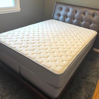 Sale Photo Thumbnail #12