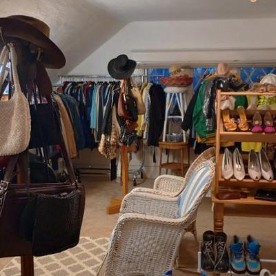 Sale Photo Thumbnail #3