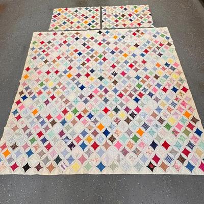 Vintage Handmade Double Wedding Ring Quilt with Matching Panels 