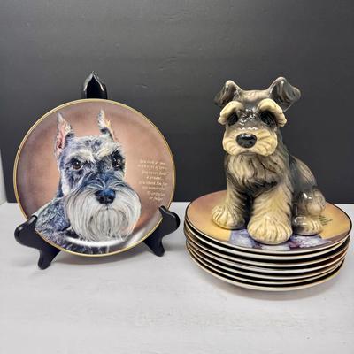 Big Sky Canine Miniature Schnauzer Figurine with Decorative Plate Collection