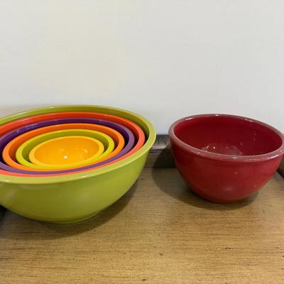 Ek Designs Colorful Nesting Mixing Bowls Set with Red Stoneware Bowl